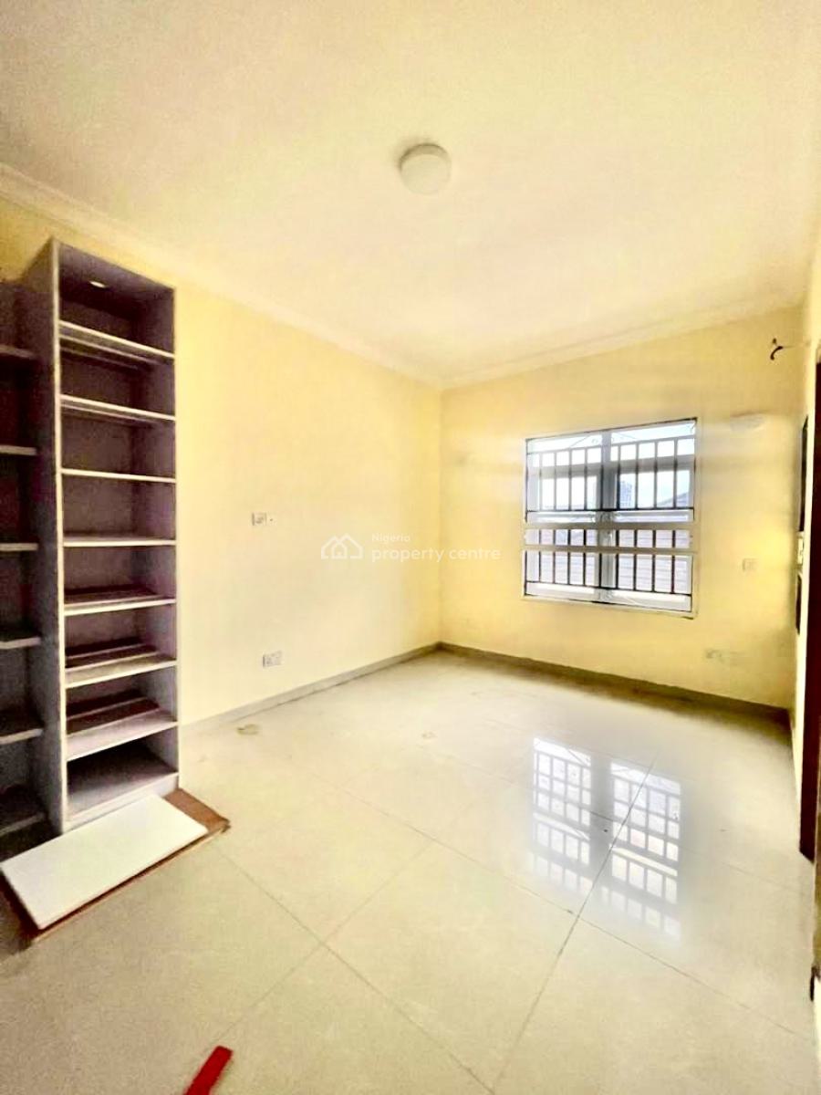 Well Renovated Spacious 3 Bedroom Penthouse with Bq, Chevron Lekki Lagos, Lekki, Lagos, House for Rent