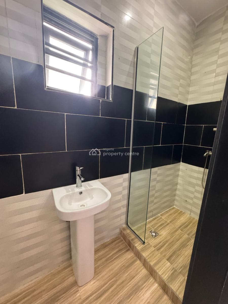 Exquisite 2 Bedroom Apartment, Ologolo, Lekki, Lagos, Flat / Apartment for Rent