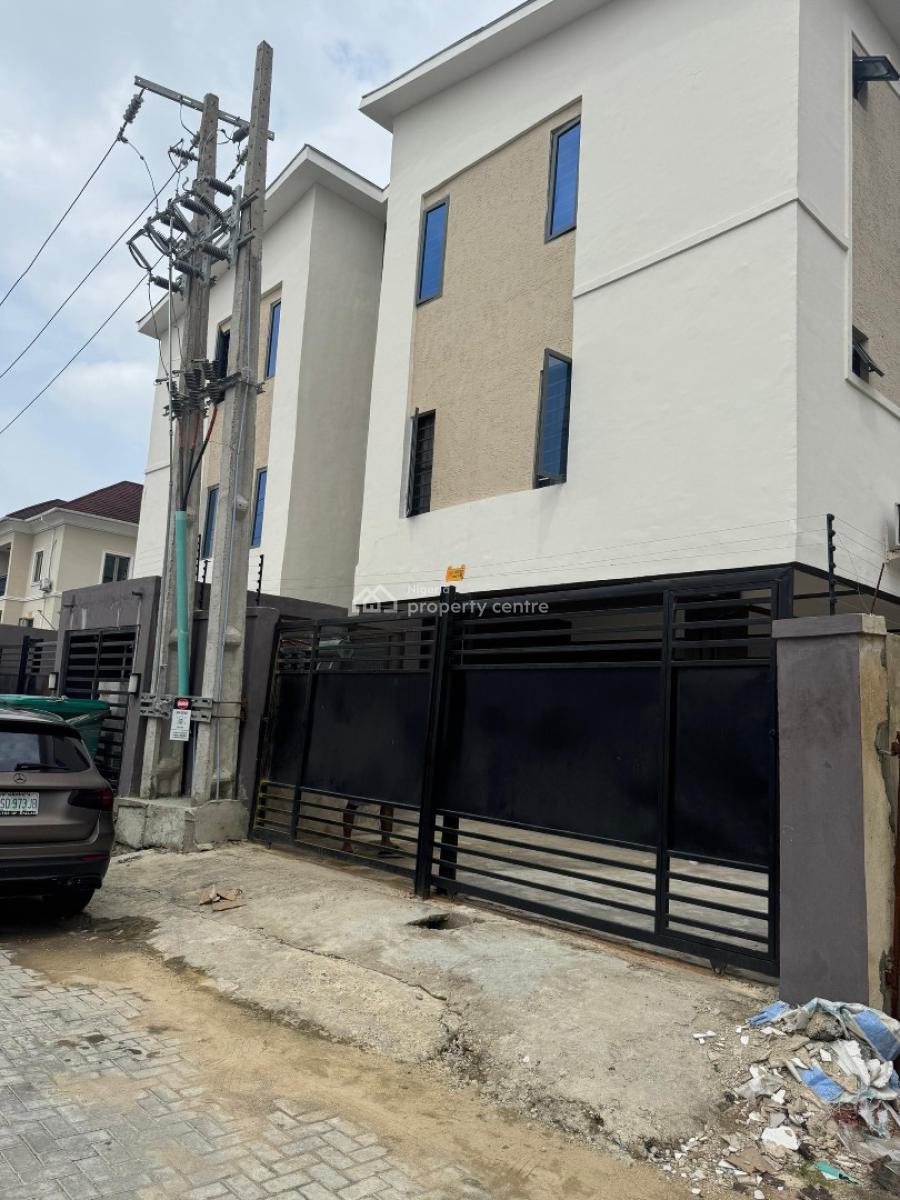 Exquisite 2 Bedroom Apartment, Ologolo, Lekki, Lagos, Flat / Apartment for Rent