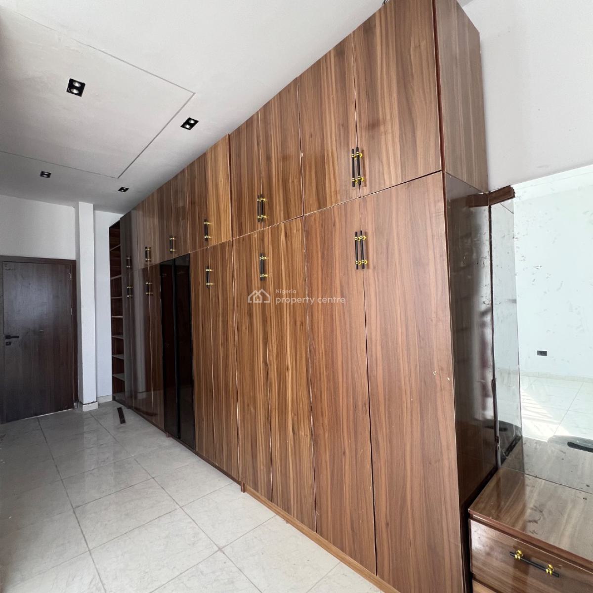 4 Bed&bq  200 Million  Ikota, Lekki Lagos, Ikota, Lekki, Lagos, Semi-detached Duplex for Sale