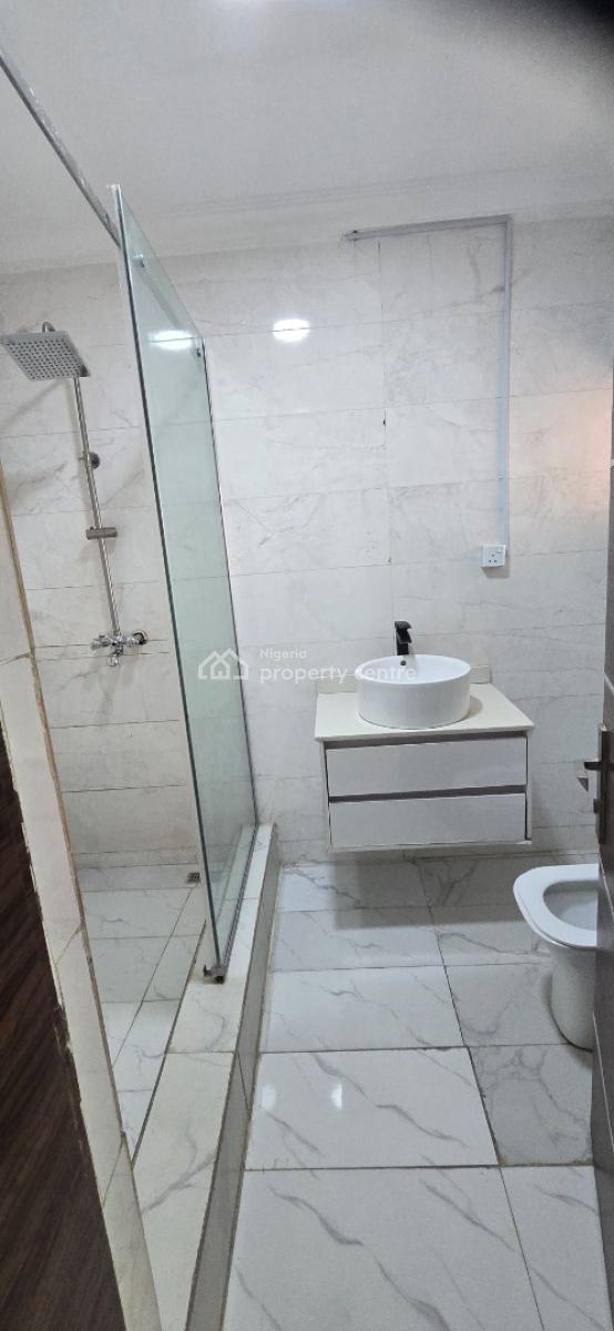 Well Maintained 4 Bedroom Pent Flat + Staff Room, Old Ikoyi, Ikoyi, Lagos, Flat / Apartment for Rent