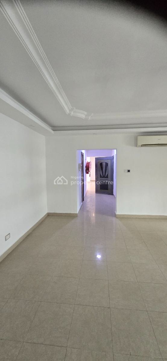 Well Maintained 4 Bedroom Pent Flat + Staff Room, Old Ikoyi, Ikoyi, Lagos, Flat / Apartment for Rent