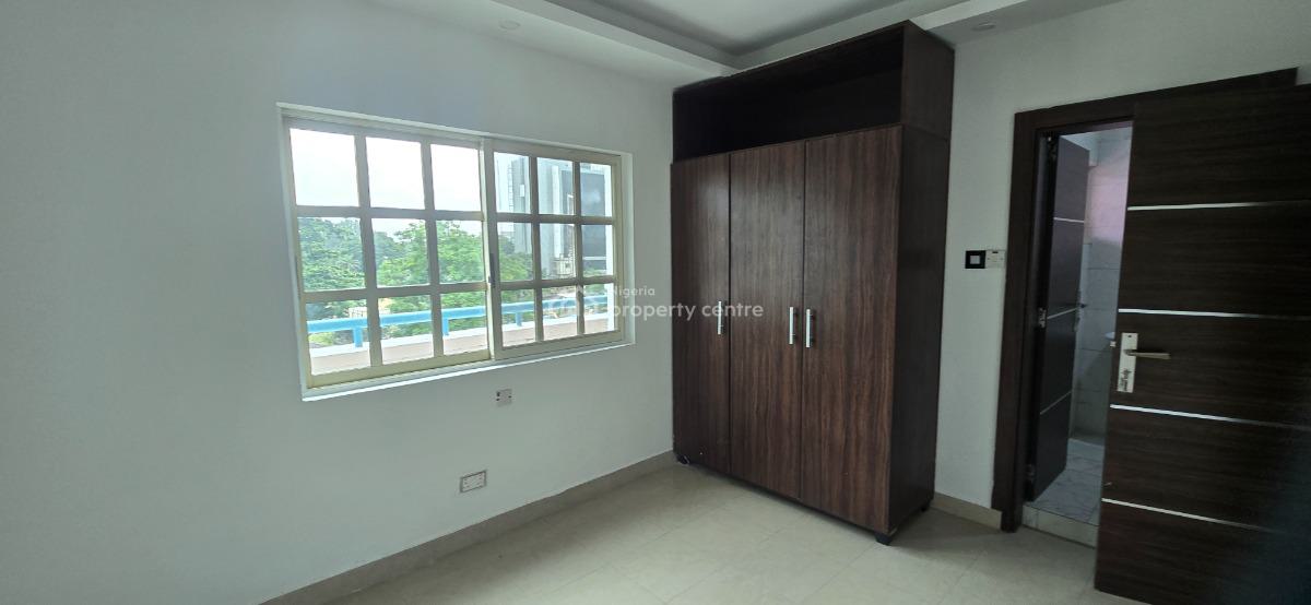 Well Maintained 4 Bedroom Pent Flat + Staff Room, Old Ikoyi, Ikoyi, Lagos, Flat / Apartment for Rent