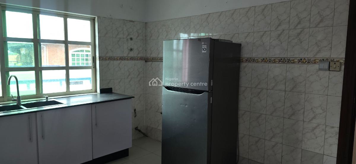 Well Maintained 4 Bedroom Pent Flat + Staff Room, Old Ikoyi, Ikoyi, Lagos, Flat / Apartment for Rent