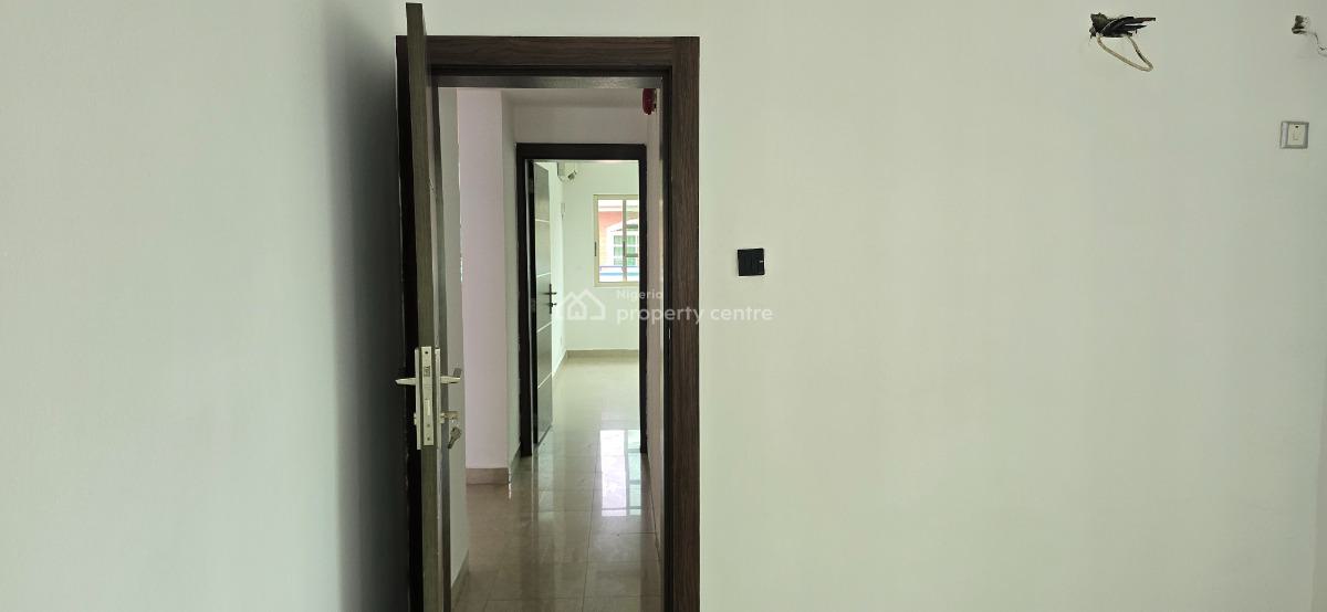 Well Maintained 4 Bedroom Pent Flat + Staff Room, Old Ikoyi, Ikoyi, Lagos, Flat / Apartment for Rent