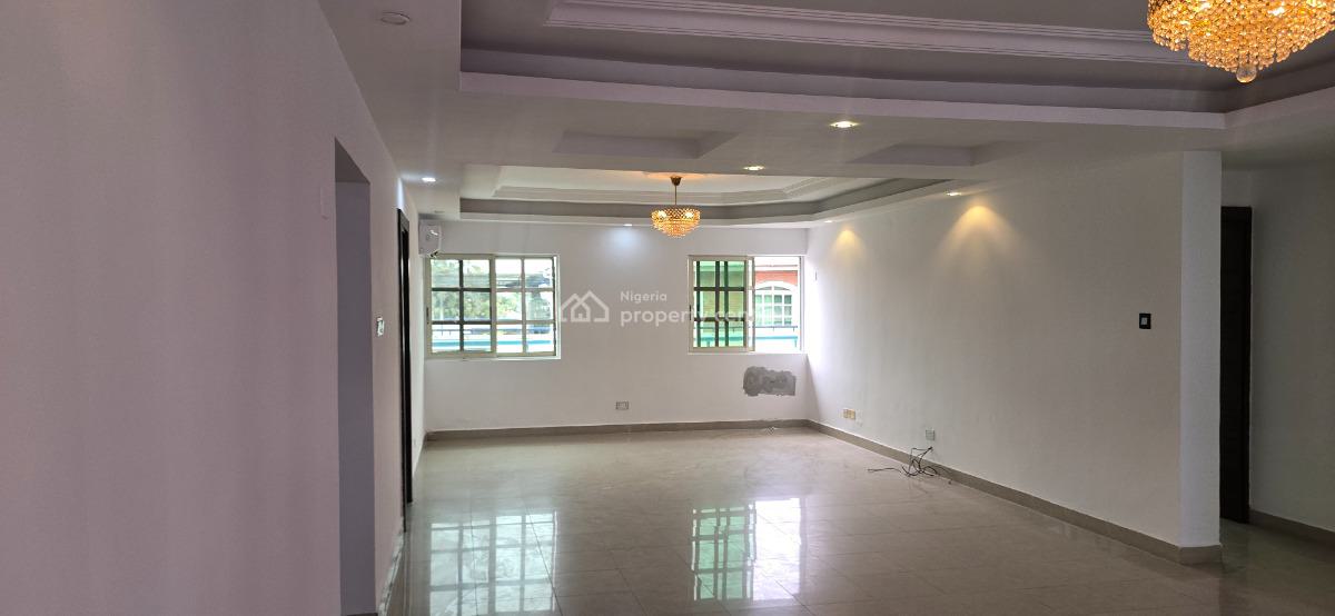 Well Maintained 4 Bedroom Pent Flat + Staff Room, Old Ikoyi, Ikoyi, Lagos, Flat / Apartment for Rent