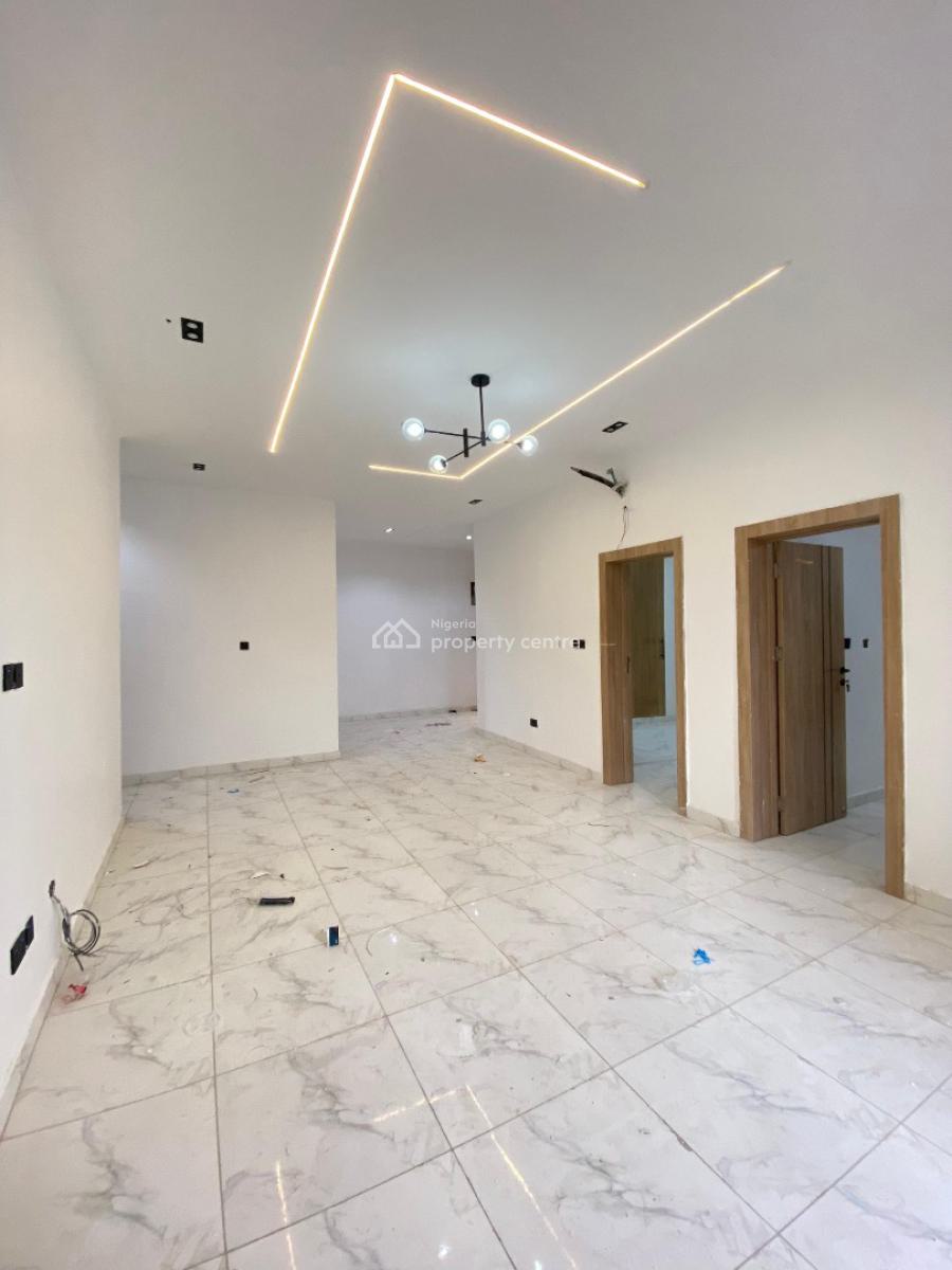 2 Bedroom Flat Apartment with Swimming Pool and Gym, Ologolo, Lekki, Lagos, Flat / Apartment for Sale