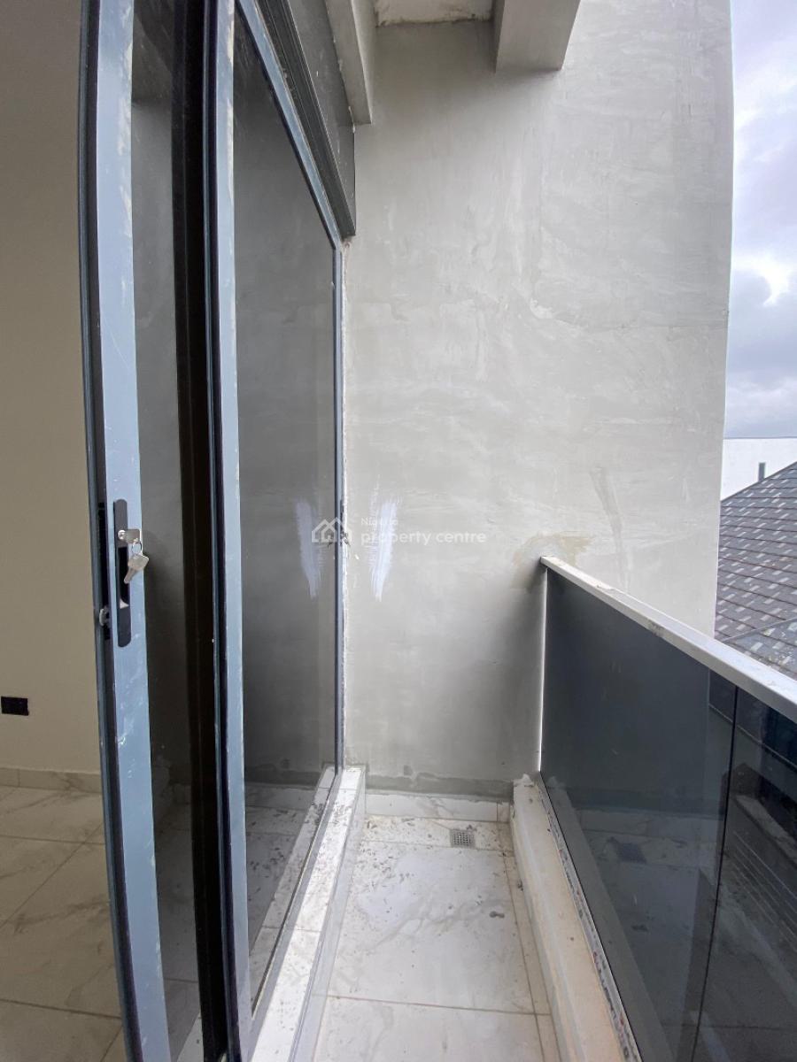 2 Bedroom Flat Apartment with Swimming Pool and Gym, Ologolo, Lekki, Lagos, Flat / Apartment for Sale