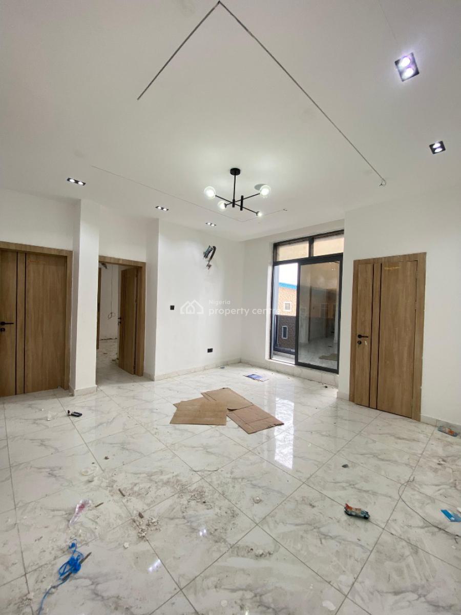 2 Bedroom Flat Apartment with Gym and Pool, Ologolo, Lekki, Lagos, Flat / Apartment for Sale