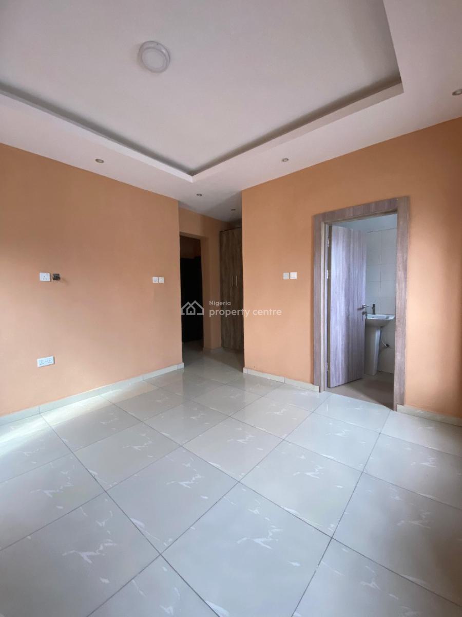2 Bedroom Flat Apartment, Ologolo, Lekki, Lagos, Flat / Apartment for Sale