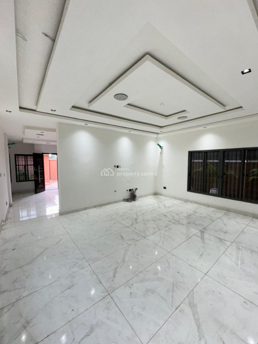Luxury 5 Bedroom Detached with Bq, Pool in a Security House, Lekki Phase 1, Lekki, Lagos, Detached Duplex for Sale
