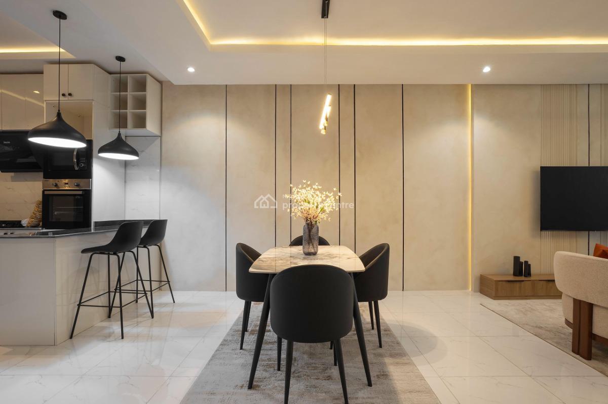 Cozy and Beautiful 2 Bedroom Apartment with a Gym, Ikate, Lekki, Lagos, Flat / Apartment Short Let