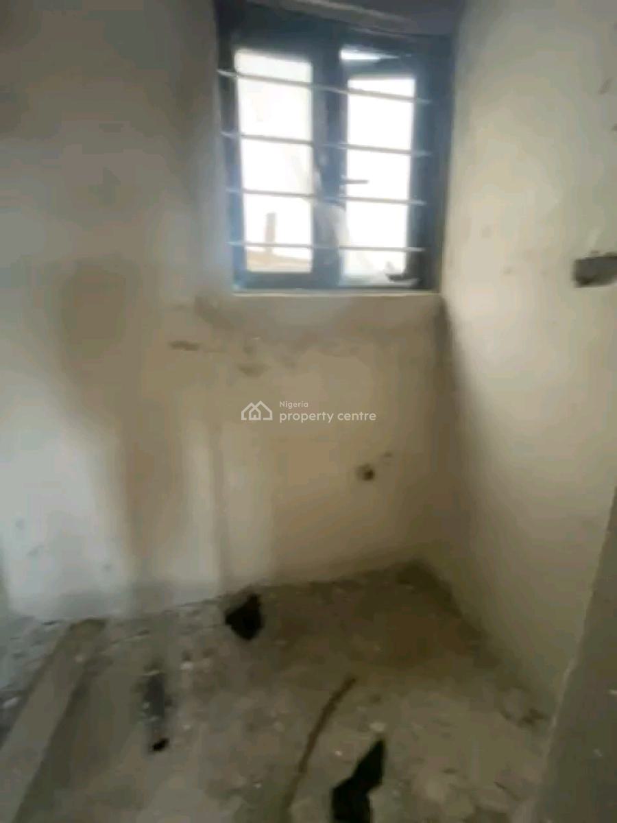 12 Numbers of Newly Built Roomself Contain Upstairs and Downstairs, Igi Olugbin Street,off Pedro Road, Shomolu, Lagos, Self Contain (single Rooms) for Rent