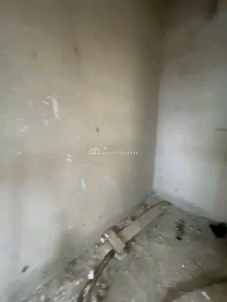 12 Numbers of Newly Built Roomself Contain Upstairs and Downstairs, Igi Olugbin Street,off Pedro Road, Shomolu, Lagos, Self Contain (single Rooms) for Rent