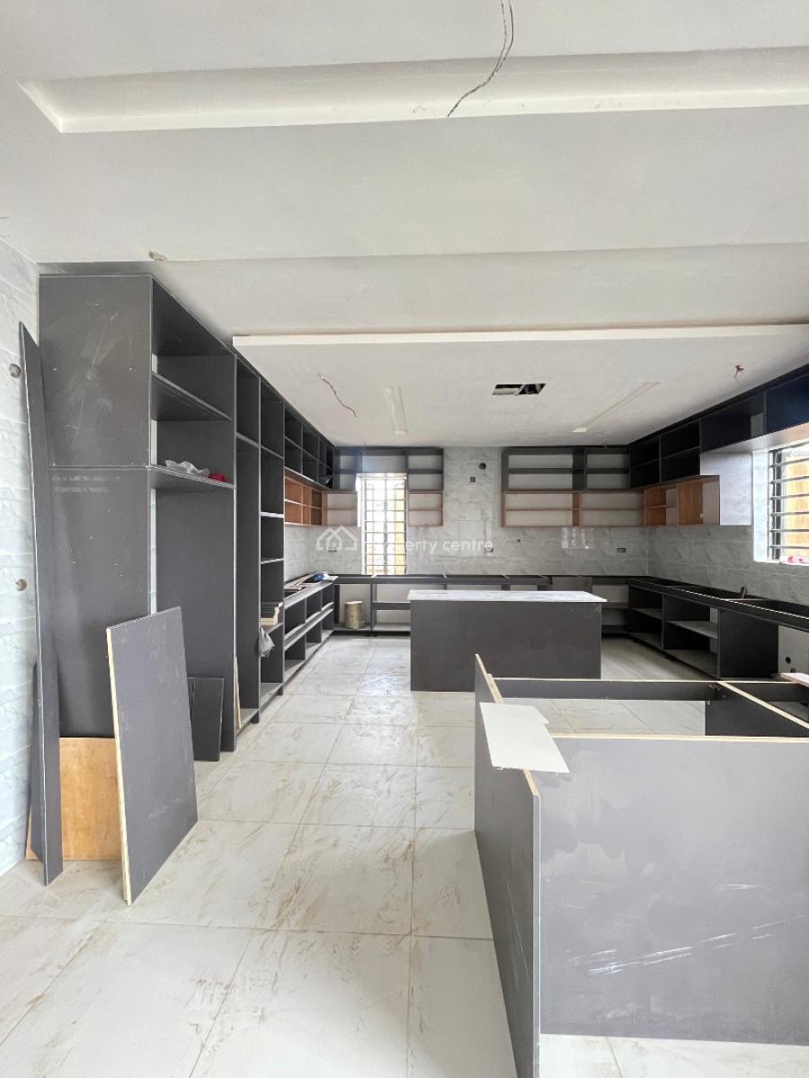 Luxurious 2 Bedrooms &  Maisonette with Bq, Adeniyi Jones, Ikeja, Lagos, Terraced Duplex for Sale