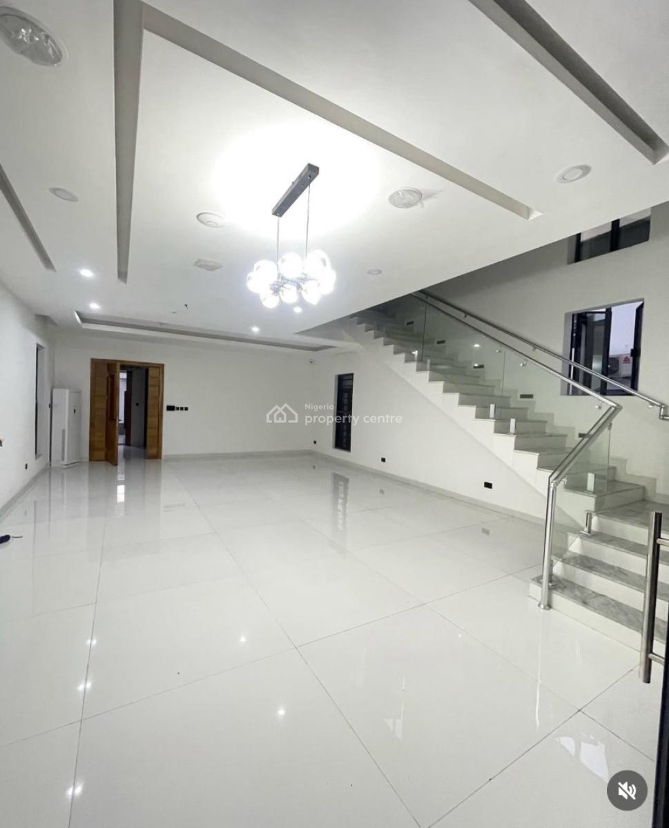 5 Bedrooms Detached House with Bq, Lekki Phase 1, Lekki, Lagos, Detached Duplex for Sale