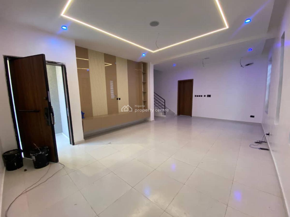 4 Bedrooms Detached House with Bq, Lekki, Lagos, Detached Duplex for Sale