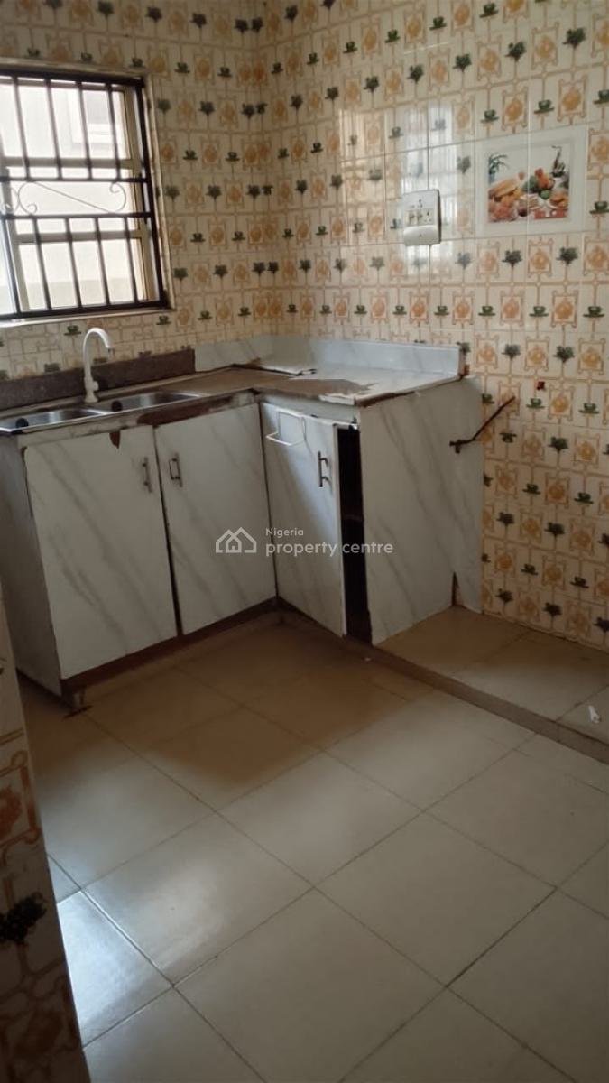 Newly Built 3 Bedrooms, Phase 1, Isheri, Magodo, Lagos, Flat / Apartment for Rent