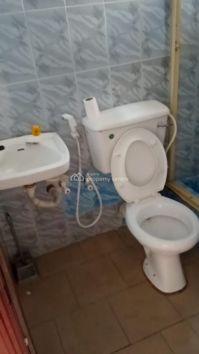Newly Built 3 Bedrooms, Phase 1, Isheri, Magodo, Lagos, Flat / Apartment for Rent