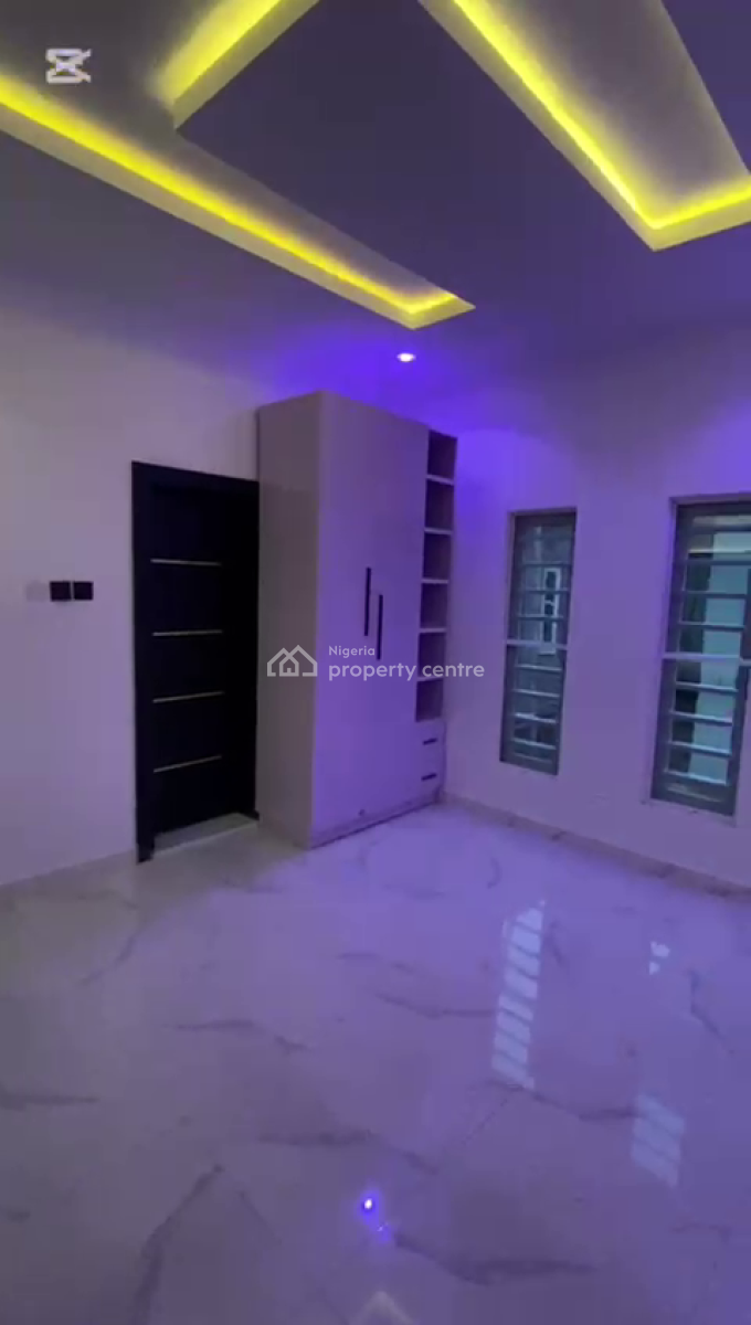 Luxury 5 Bedroom +mini Flat Boys Quarter, Yussuf Estate, Alagbado, Ifako-ijaiye, Lagos, Terraced Duplex for Sale