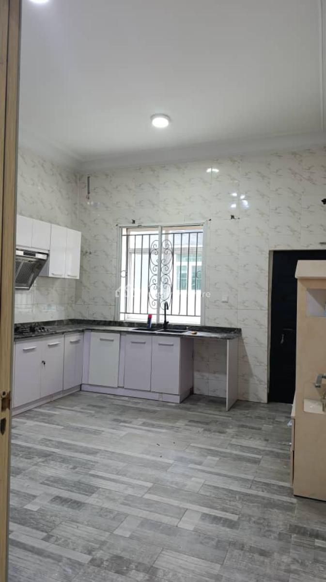 5 Bedrooms Fully Detached House with Bq, Chevy View Estate , Chevron Drive, Lekki, Lagos, Detached Duplex for Rent