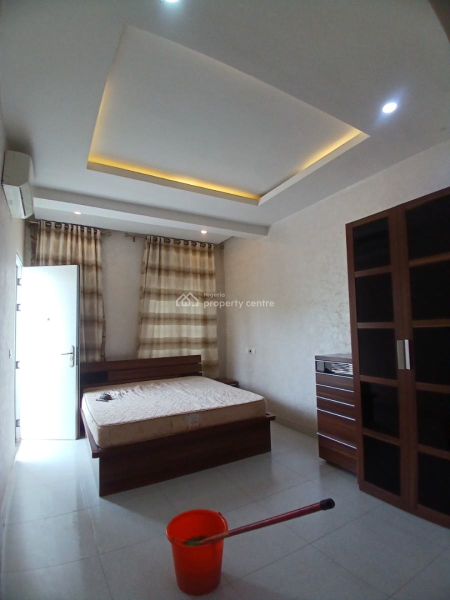 Well Built 4 Bedroom Terrace Duplex with a Room Bq, Guzape Abuja Diplomatic Zone, Guzape District, Abuja, Terraced Duplex for Sale