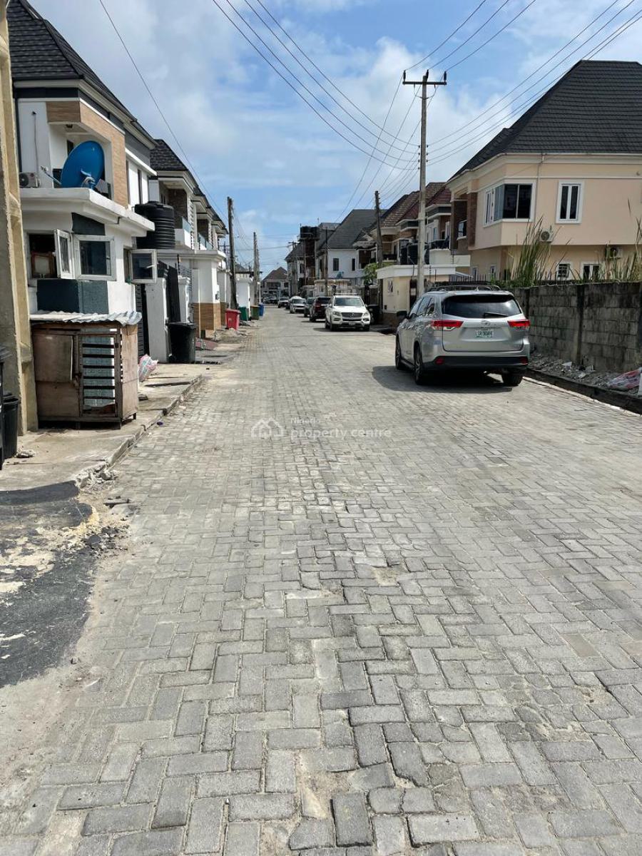 Boys Quarter Room, Kusenla Road, Ikate, Lekki, Lagos, Self Contain (single Rooms) for Rent