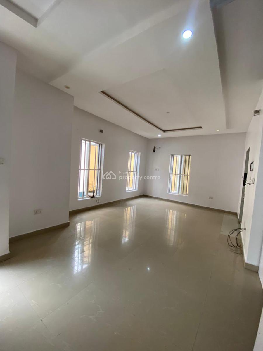 Luxury and Spacious Master Bedroom, 5b Susan Awonoiki Street Bera Estate, Lekki Expressway, Lekki, Lagos, Self Contain (single Rooms) for Rent