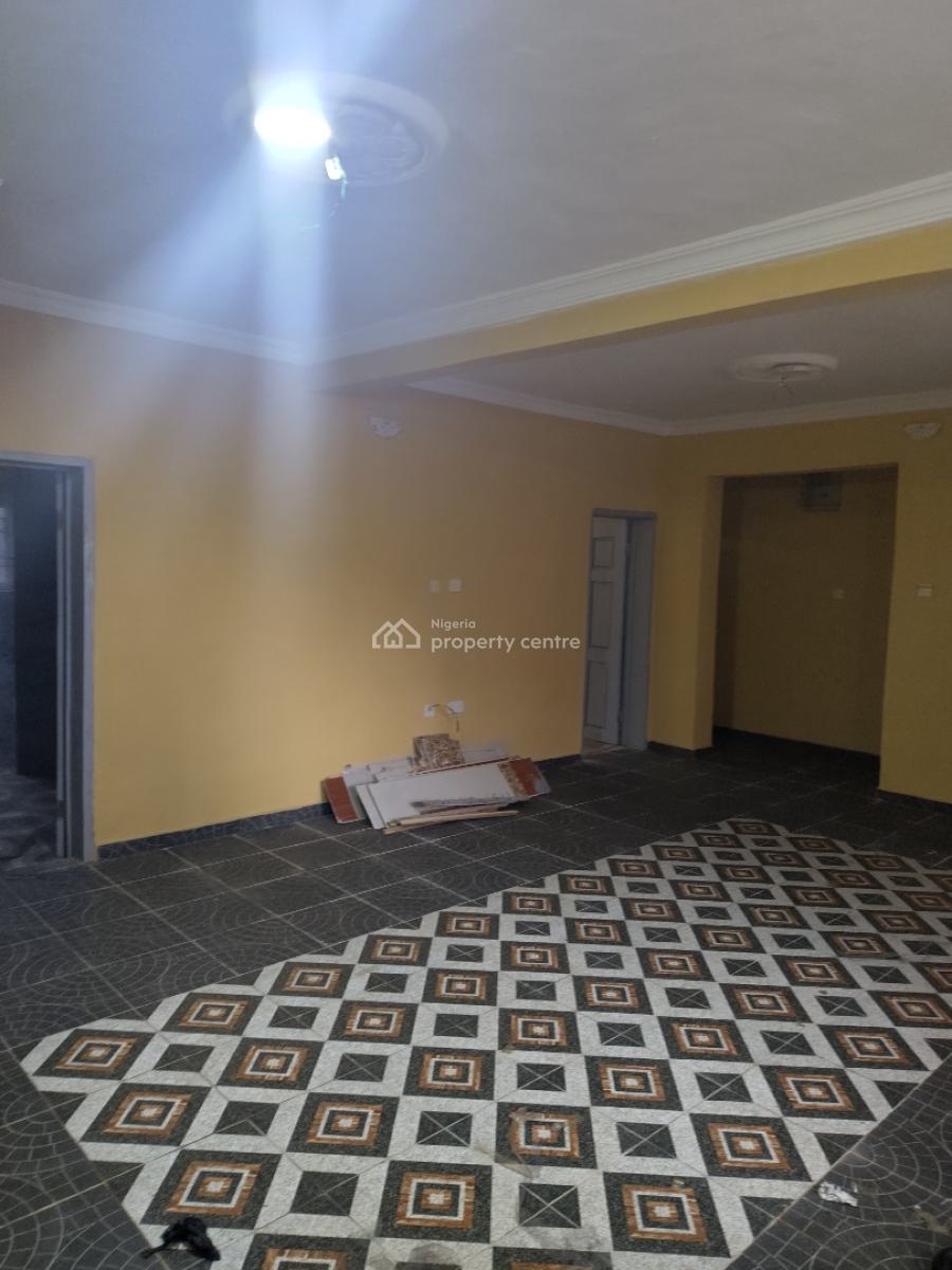 Luxury 3-bedroom Flat in a Gated Estate Close to Major Road, Coker Estate, Ikorodu, Lagos, Flat / Apartment for Rent