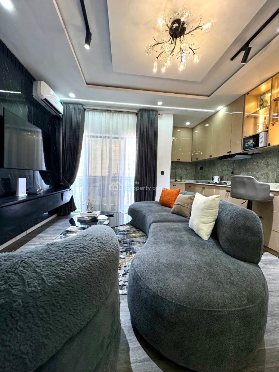 Cozy and Spacious Luxury 1bedroom with Snooker Table, Swimming Pool,an, Lekki Phase 1, Lekki, Lagos, Flat / Apartment Short Let