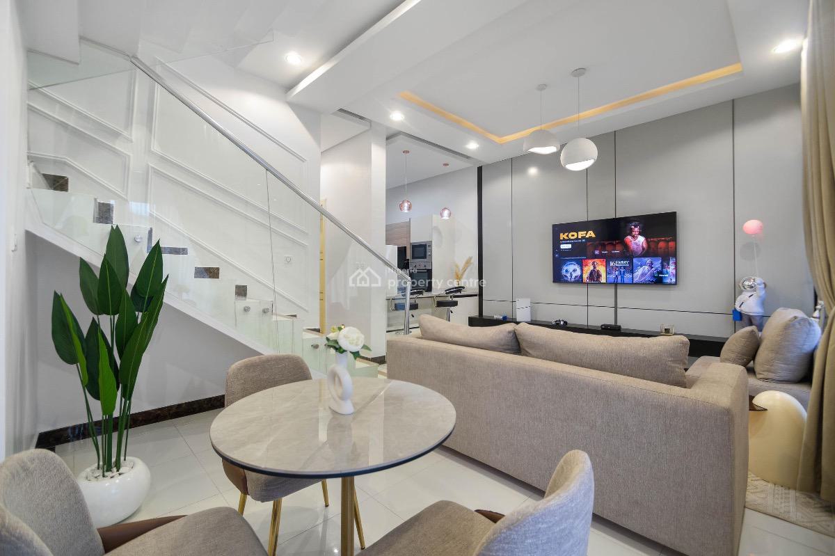 Luxe 3 Bedroom with Ps5 Console, Swimming Pool & Gym, Victoria Island (vi), Lagos, Flat / Apartment Short Let