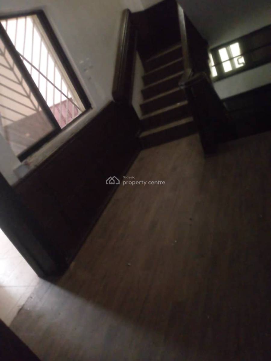 a Very Spacious 4bedroom Terrace Duplex, No Bq, Off Admiralty, Lekki Phase 1, Lekki, Lagos, Flat / Apartment for Rent