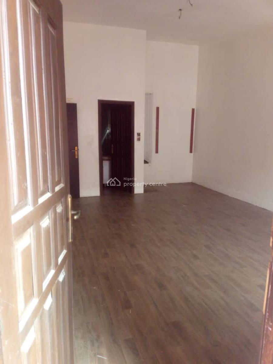 a Very Spacious 4bedroom Terrace Duplex, No Bq, Off Admiralty, Lekki Phase 1, Lekki, Lagos, Flat / Apartment for Rent
