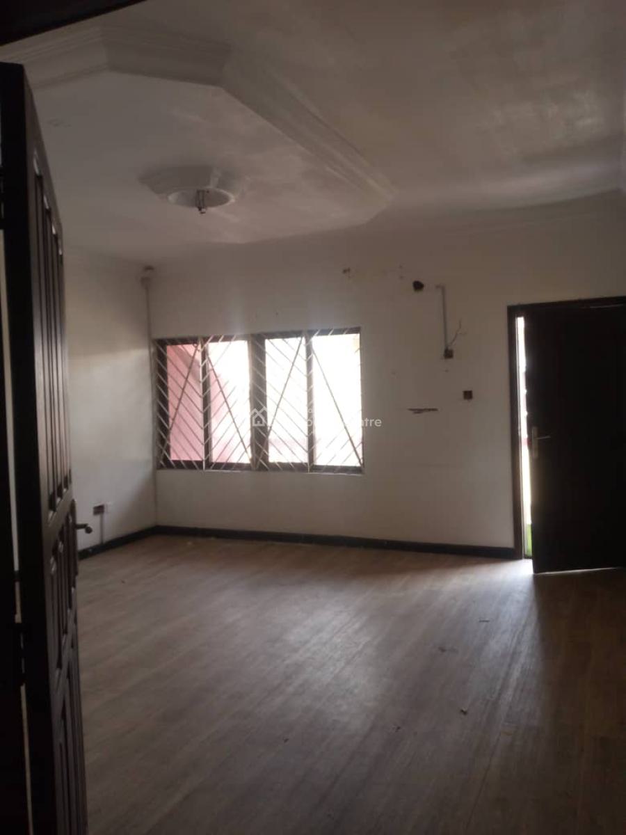 a Very Spacious 4bedroom Terrace Duplex, No Bq, Off Admiralty, Lekki Phase 1, Lekki, Lagos, Flat / Apartment for Rent