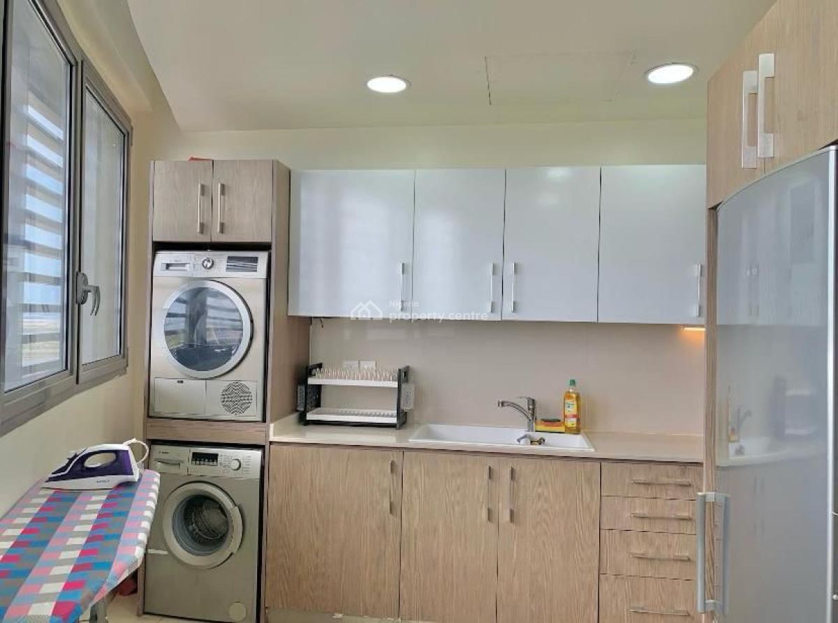 Luxe 2 Bedroom with Ps5 Console, Swimming Pool & Gym, Lekki Phase 1, Lekki, Lagos, Flat / Apartment Short Let