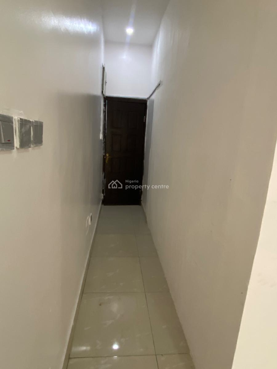 Luxury Spacious Studio with Heat Extractor, Orchid Road, Lekki, Lagos, Self Contain (single Rooms) for Rent