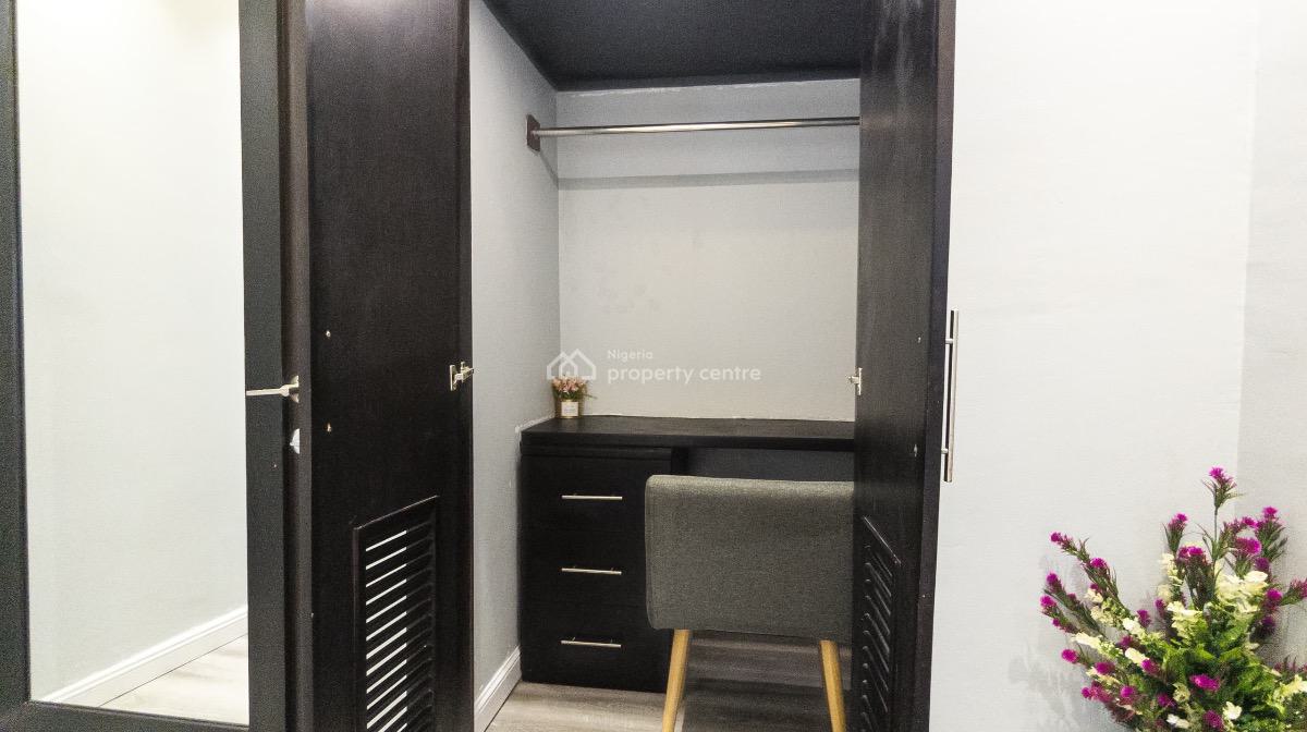 Luxury New 1 Bed with Ps5 , Board/dart Games and Two Balconies.🥰, Lekki Phase 1, Lekki, Lagos, Flat / Apartment Short Let