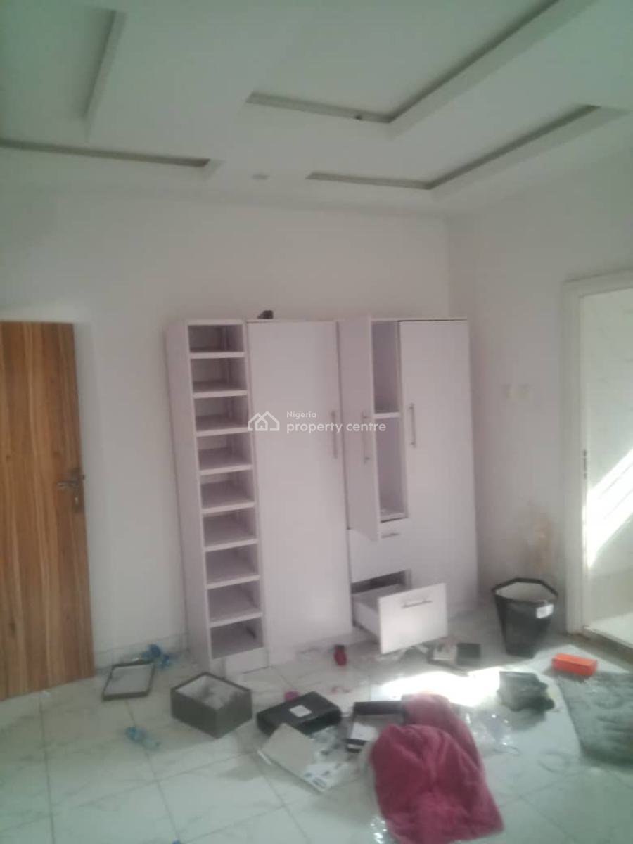 Two Bedrooms Apartment in an Estate, Badore, Ajah, Lagos, Flat / Apartment for Rent