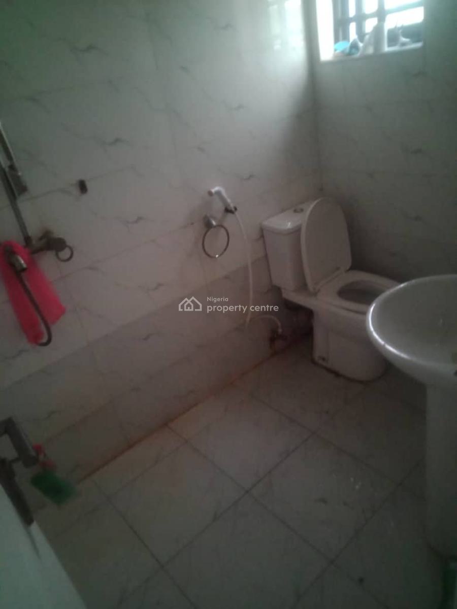 Two Bedrooms Apartment in an Estate, Badore, Ajah, Lagos, Flat / Apartment for Rent