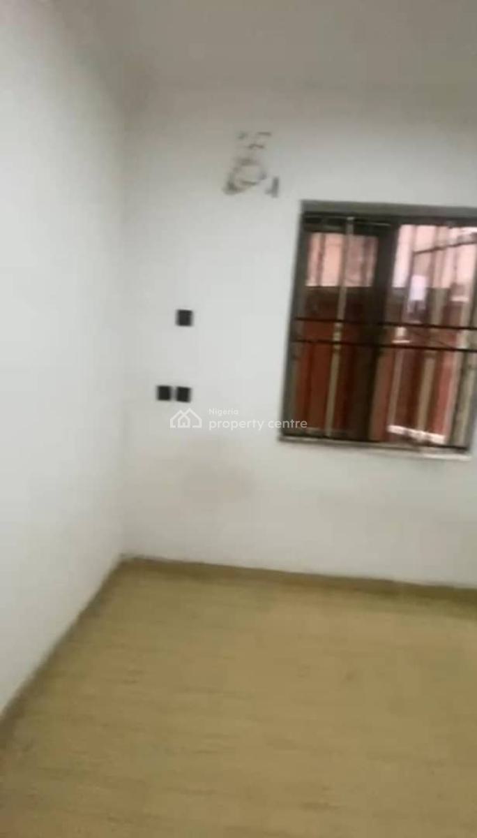 Portable 2 Bedrooms Flat, Very Close to R Jolad, Gbagada, Lagos, Flat / Apartment for Rent