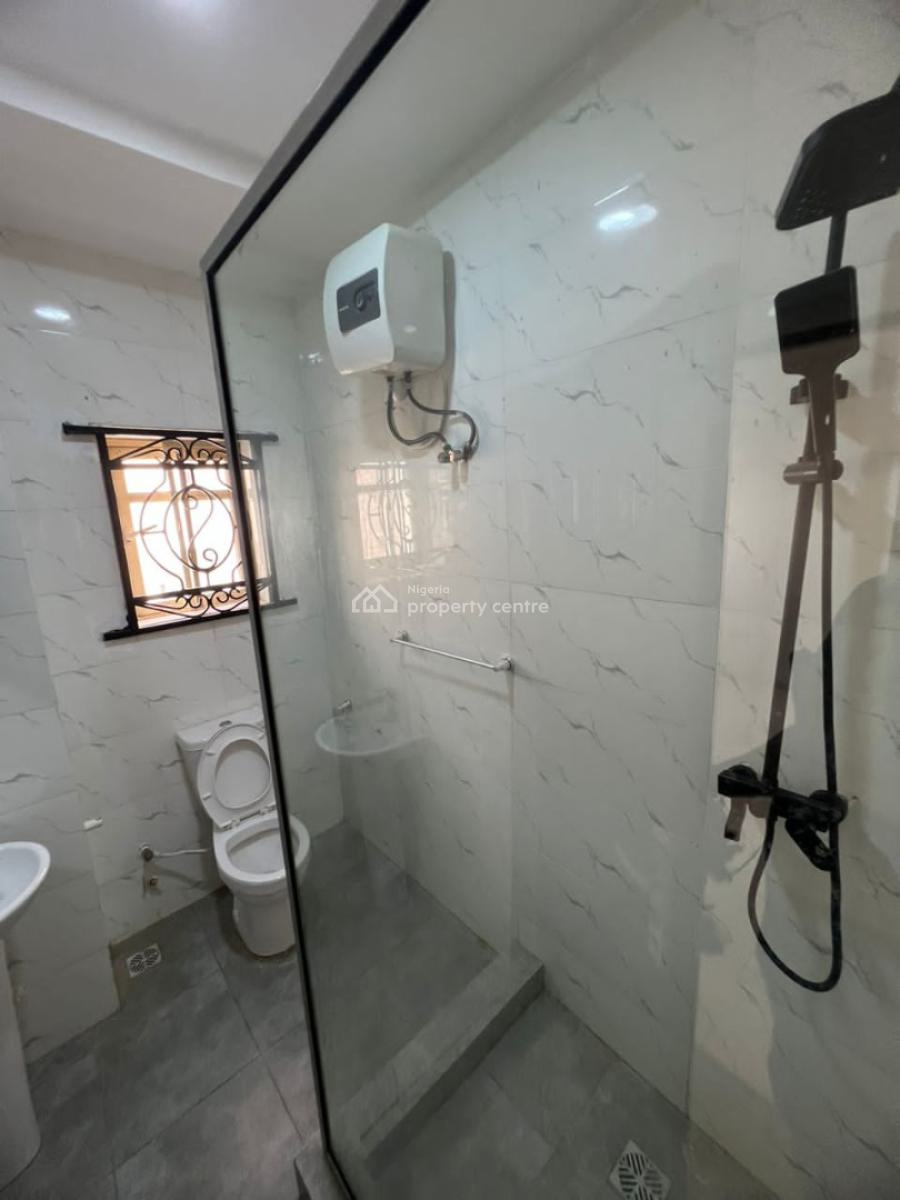 Serviced 2 Bedrooms Flat, Off Admiralty Road, Lekki Phase 1, Lekki, Lagos, Flat / Apartment for Rent