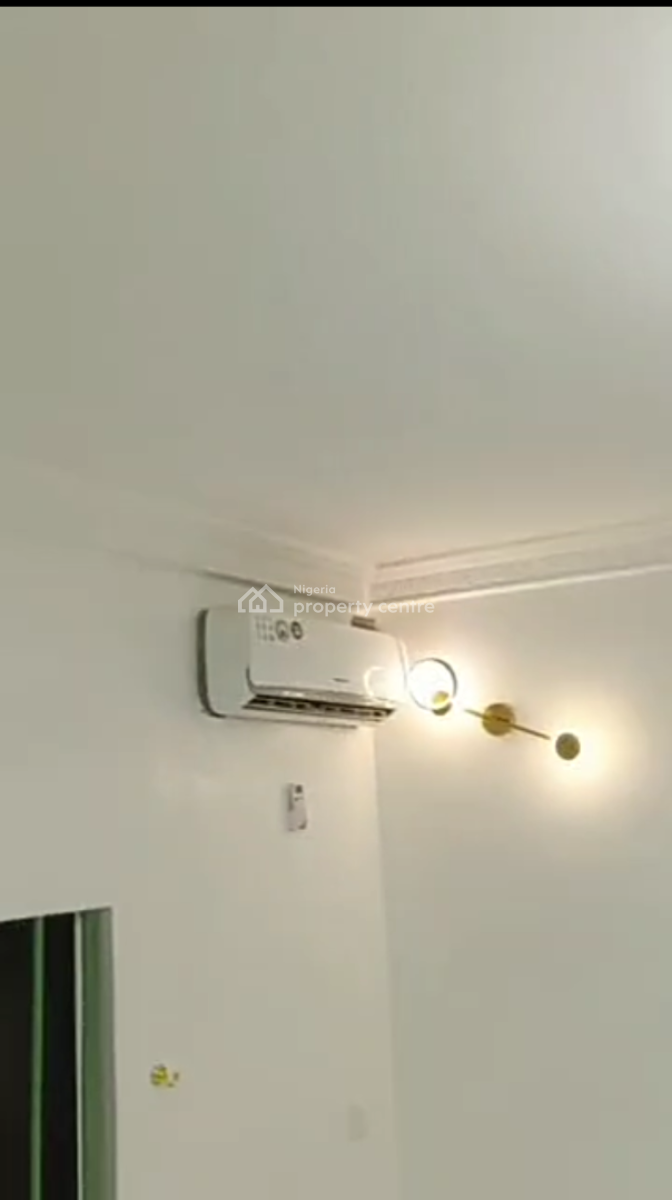 Very Spacious and Clean Two Bedroom Ensuite Flat with Ac( Video), Dolphin Extension, Ikoyi, Lagos, Flat / Apartment for Rent