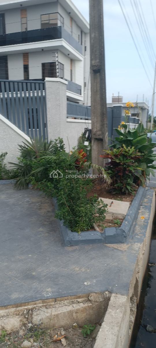 Luxury Beautiful 2 Bedroom Flat Very Spacious, Lekki Scheme 2 Estate Abraham Adesanya Ajah, Ajiwe, Ajah, Lagos, Flat / Apartment for Rent