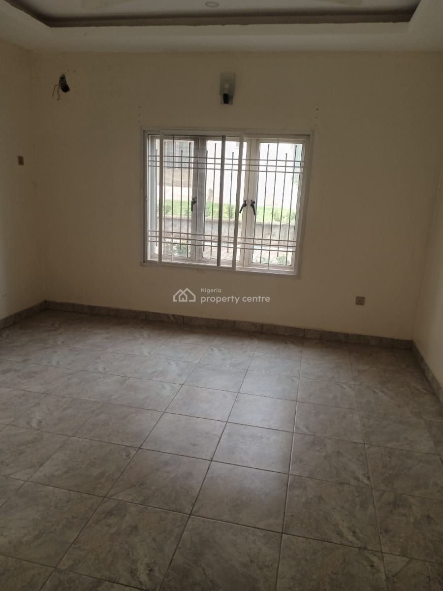 a Very Good Spacious & Serviced 3 Bedroom Flat, Diplomatic Zone, Katampe Extension, Katampe, Abuja, Flat / Apartment for Rent