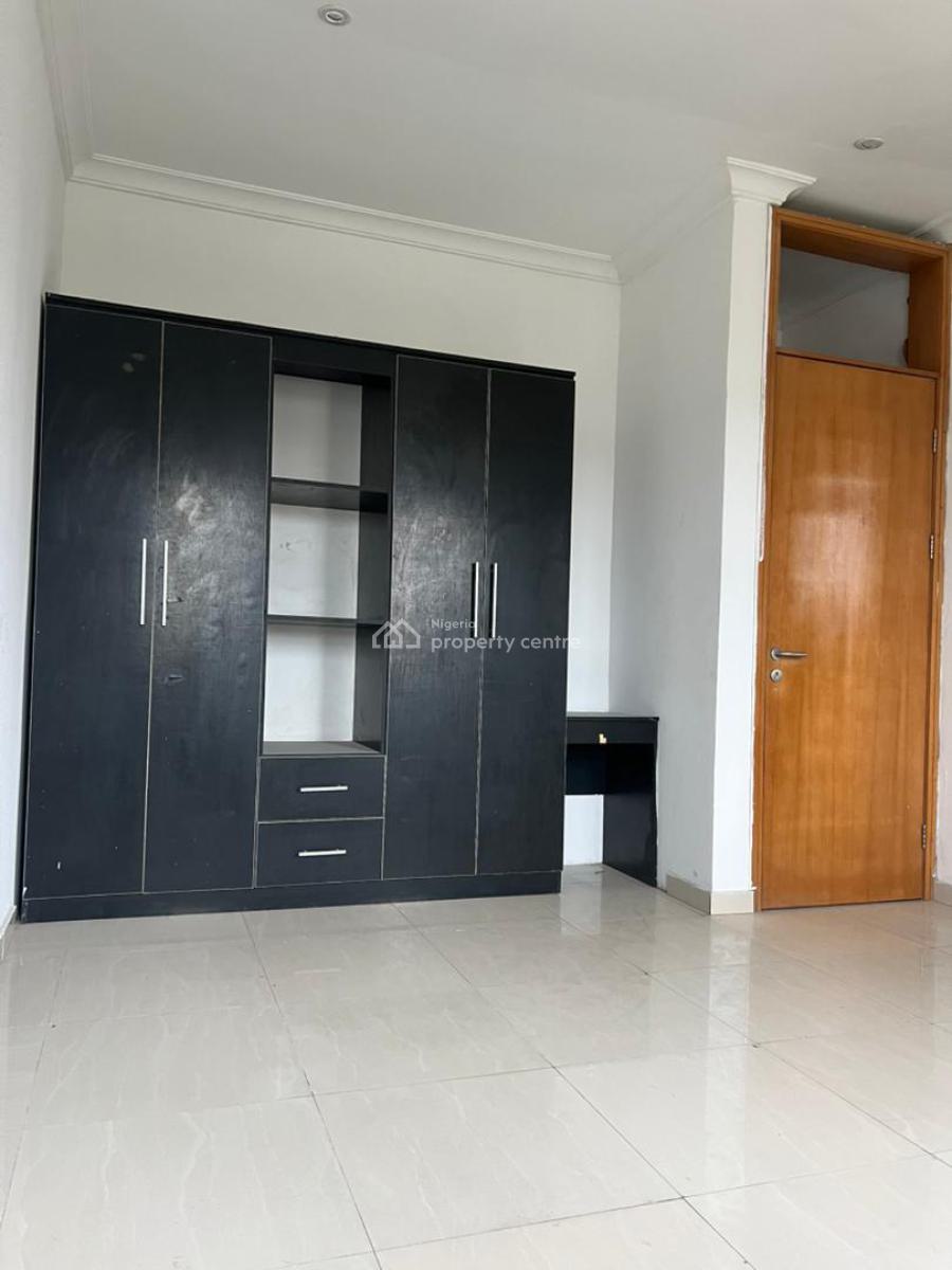 Spacious 1 Bedroom Apartment, Ikate Elegushi, Lekki, Lagos, Mini Flat (room and Parlour) for Rent