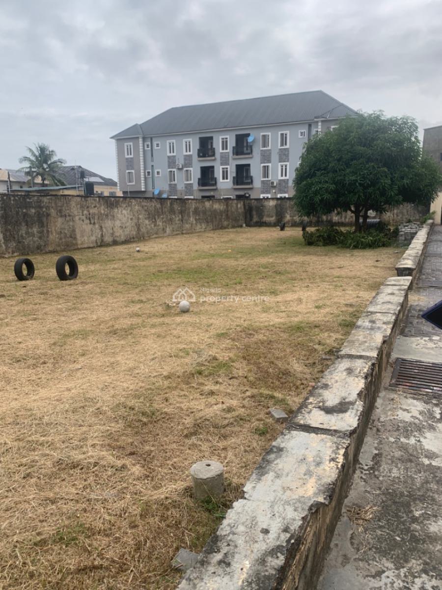 Secure Dry Land in a Serene Environment, Mobil Road, Ilaje, Ajah, Lagos, Mixed-use Land for Sale