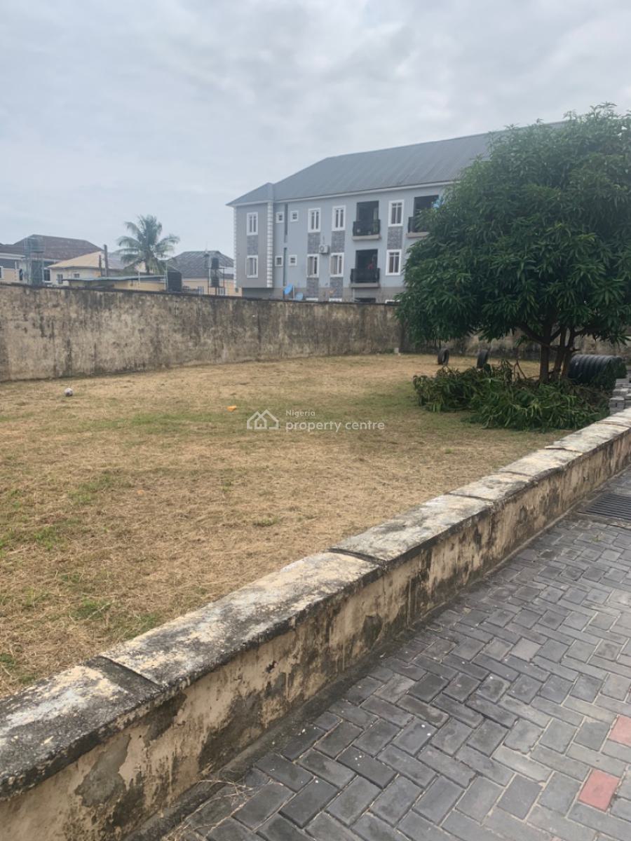 Secure Dry Land in a Serene Environment, Mobil Road, Ilaje, Ajah, Lagos, Mixed-use Land for Sale
