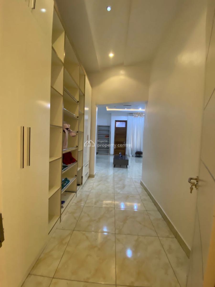 Partly Furnished Studio Apartment Master Bedroom, Oral Estate, Lekki, Lagos, Flat / Apartment for Rent