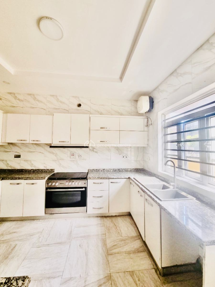 Spacious and Well-maintained 4 Bedroom Terrace House, Orchid, Lekki, Lagos, Terraced Duplex for Rent