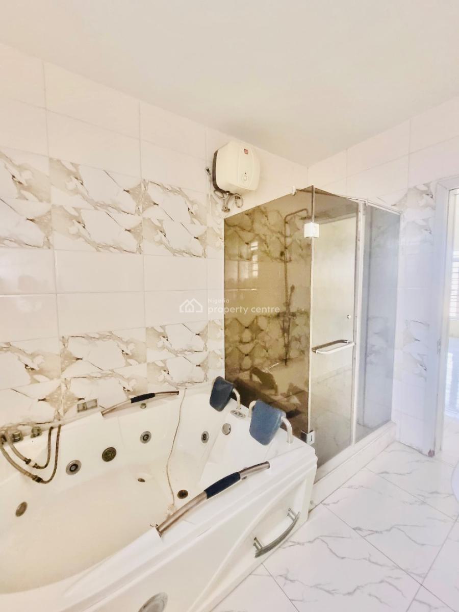 Spacious and Well-maintained 4 Bedroom Terrace House, Orchid, Lekki, Lagos, Terraced Duplex for Rent